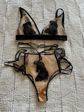 Empress Mimi Arigato Tiger Appliqué Bra and Panty Set XL/XXXL NWOT